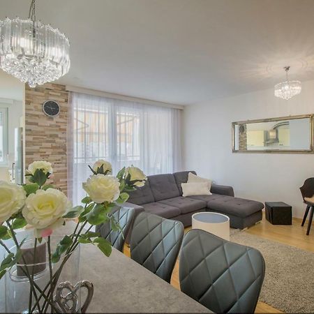 Apartment Montesa Zadar With Free Parking And Balcony Dış mekan fotoğraf